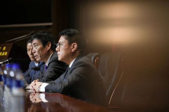 亚洲精品免费观看