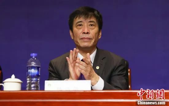 免费亚洲视频