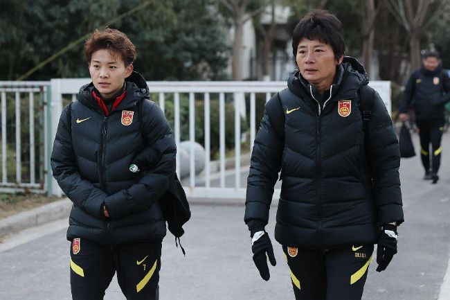 在教室伦流澡到高潮h免费视文